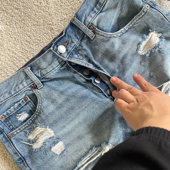 Aeropostale boyfriend Light Blue Distressed Jean Shorts size 10 summer vacation - Picture 6 of 7
